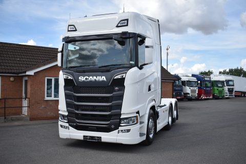 EC5C7EFD-4E7E-4CAA-88EA-6BA1A51666EC