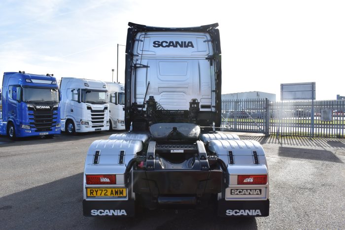 A2BD67BF-96B4-4754-ADA6-BD5606E61203