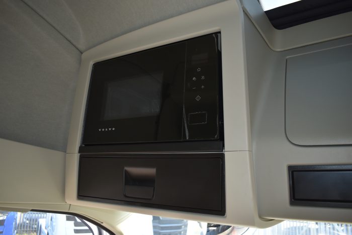 85CD457D-F908-4D64-8515-2C16AC13AAF8