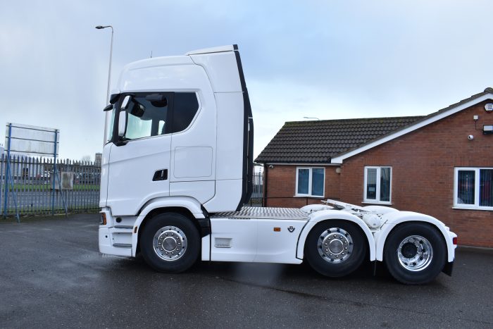 BF8112BE-4A62-4641-B992-0C557CB9498C