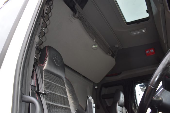 501B5AA1-0AD0-464A-9A25-2D6C8B18674E