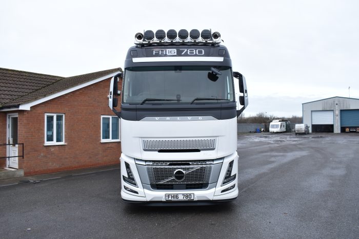 916EBF93-FFD5-48ED-ACA2-5D8391C7DE9A