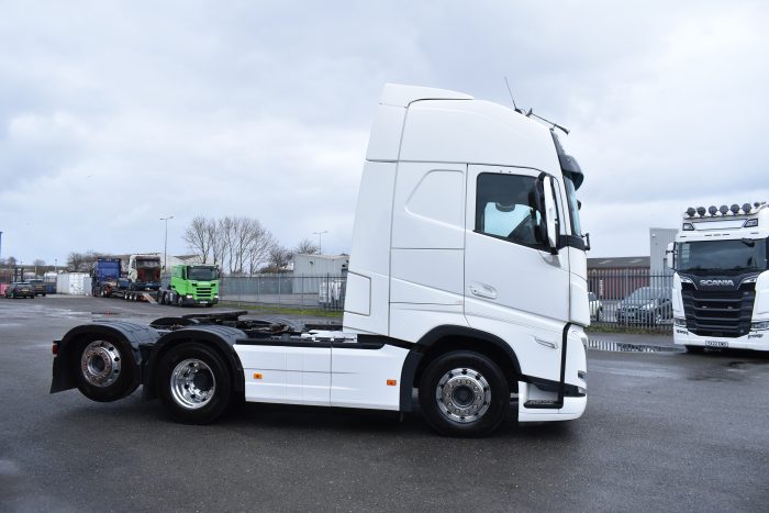 D8B8C873-0709-4AAF-8319-5CB126BD0884